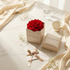 Cajas de rosas blancas La Jolie Blanca RED01 de BELLE FLEUR ECUADOR, con flores frescas y elegantes en una caja decorativa.