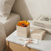 Cajas de rosas blancas Le Tournesol Blanco de BELLE FLEUR ECUADOR, presentación elegante con flores frescas y delicadas.