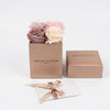 Rosa dorada mini degradada de BELLE FLEUR ECUADOR, con delicados pétalos en tonos dorados y detalles elegantes.