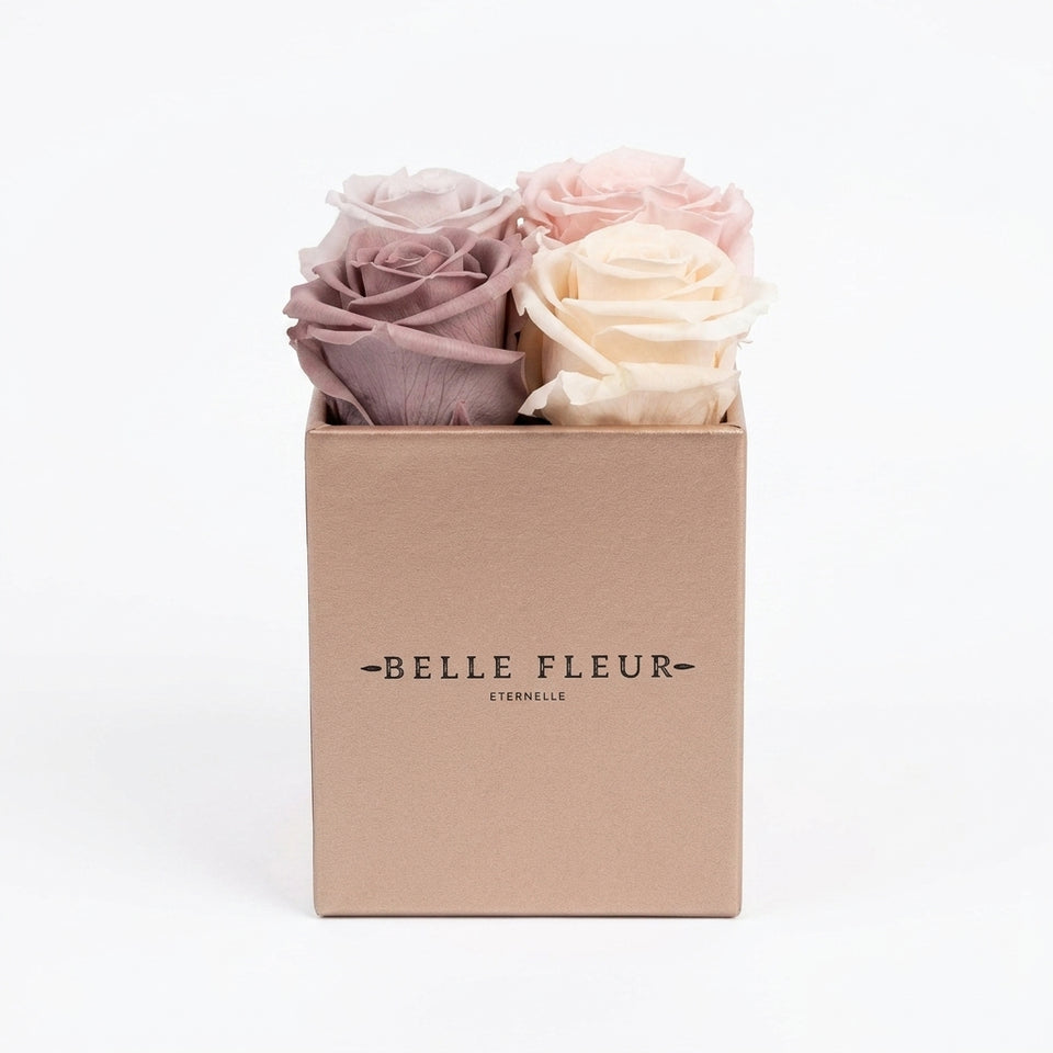 Rosa mini dorada con degradado de BELLE FLEUR ECUADOR, flor elegante y delicada en tonos dorados y suaves.