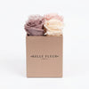 Rosa mini dorada con degradado de BELLE FLEUR ECUADOR, flor elegante y delicada en tonos dorados y suaves.