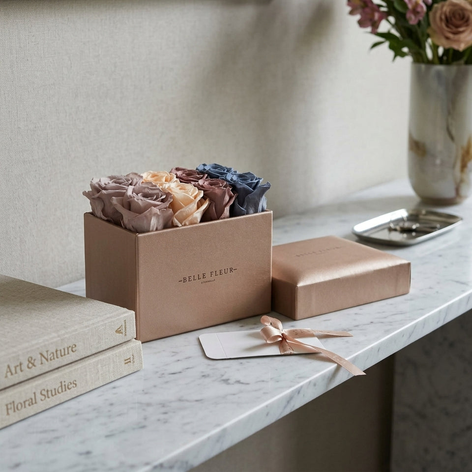 Cajas de rosas La Midi Rosé Dégradé de BELLE FLEUR ECUADOR con flores rosadas y diseño elegante en la caja.